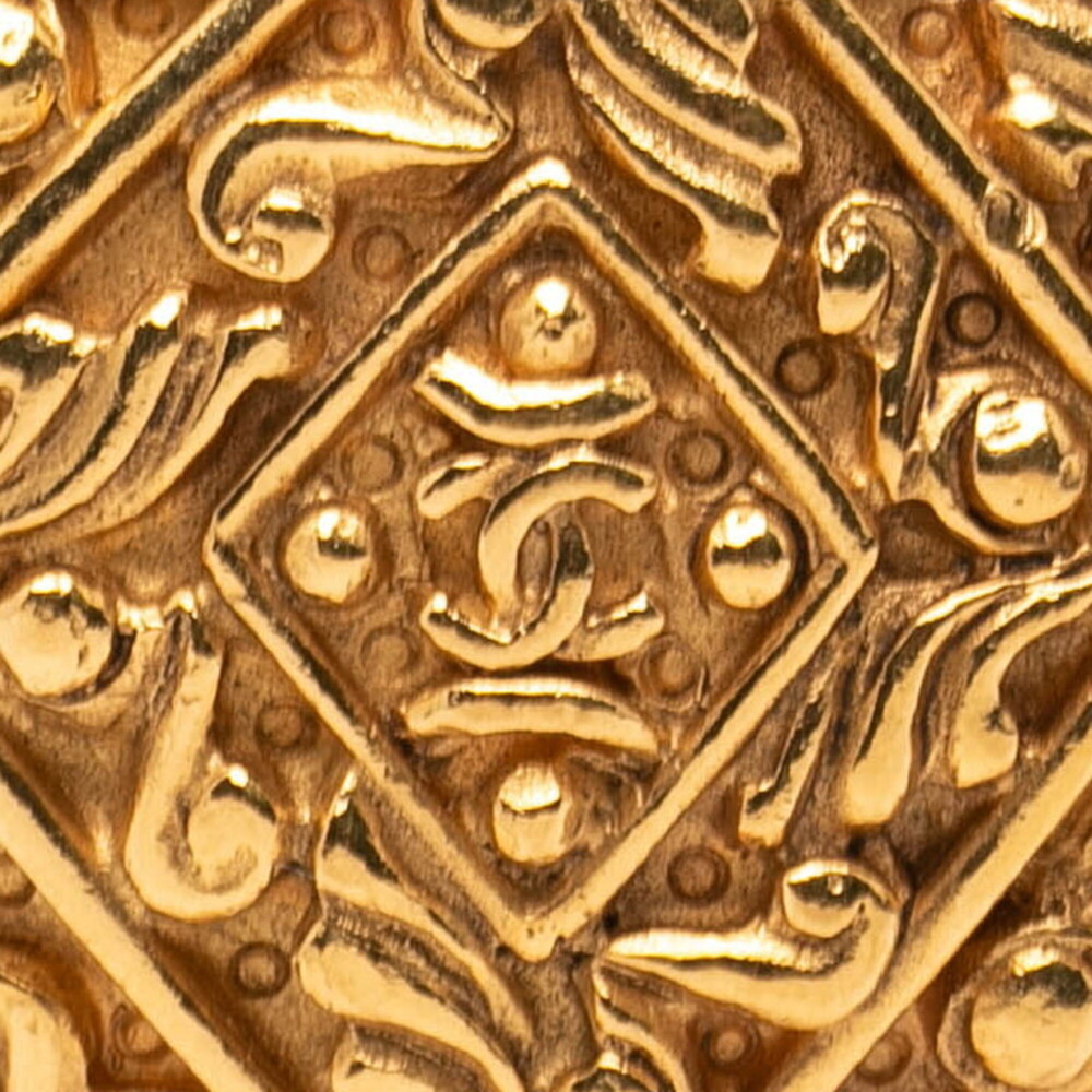 CHANEL Authentic Gold Diamond Logo Brooch - Picture 3 of 4